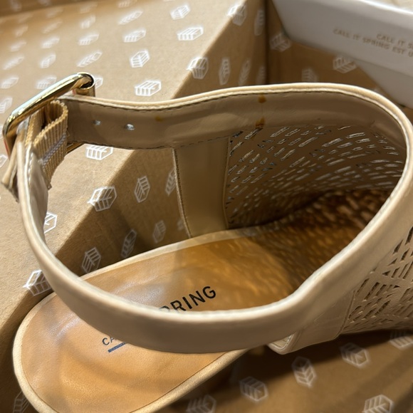 Call It Spring - Enfleda - Picture 4 of 6